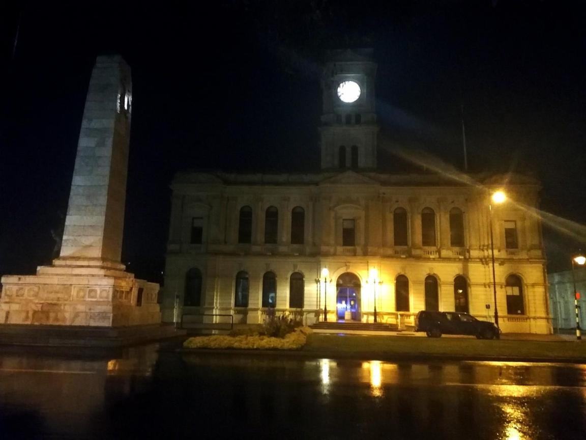 Empire Hotel Backpackers Oamaru Luaran gambar